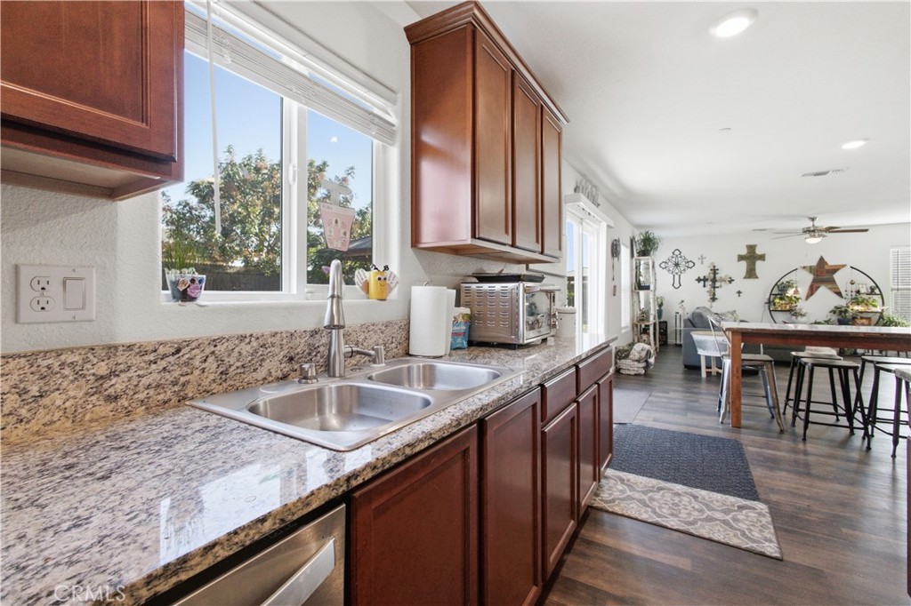 139 Sterling, Los Banos, CA 93635