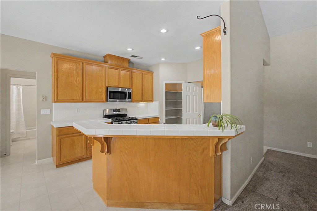 1338 Christopher, Merced, CA 95340