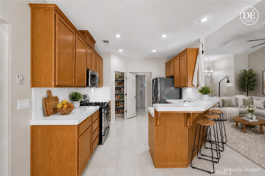 1338 Christopher, Merced, CA 95340