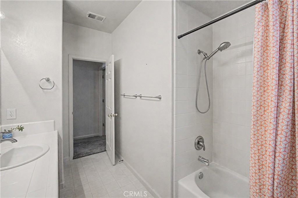 1338 Christopher, Merced, CA 95340