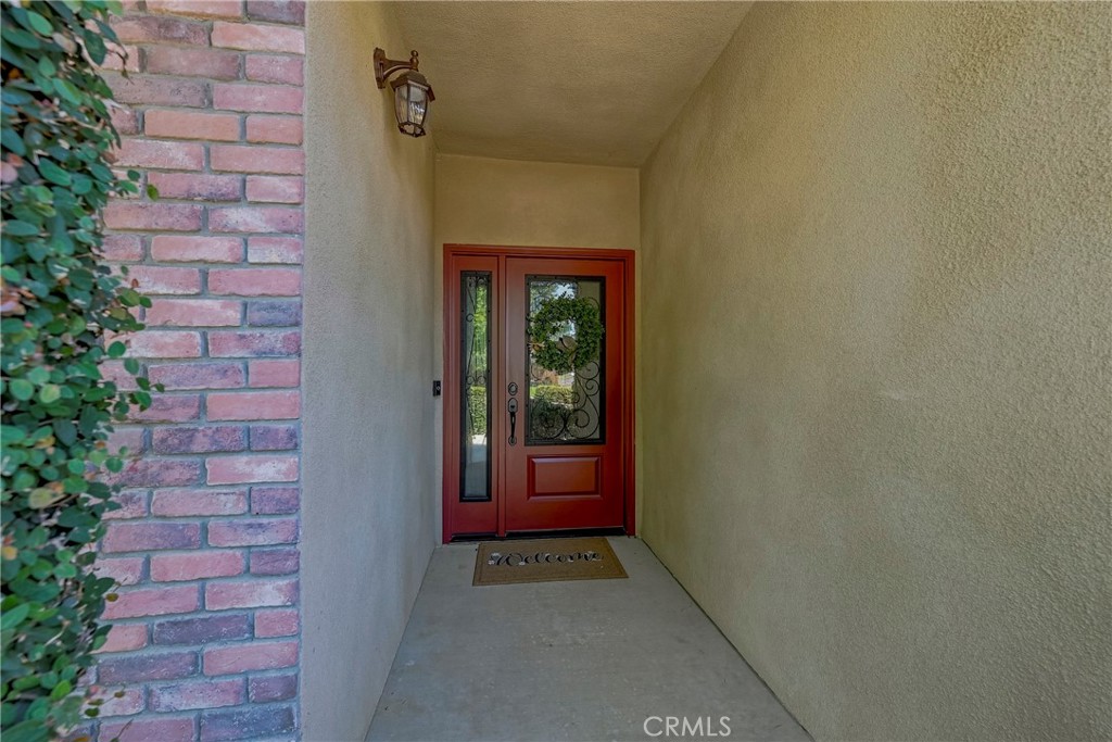1320 Silhouette Ct, Merced, CA 95340