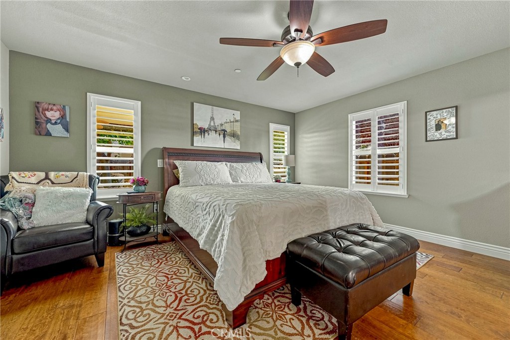 1320 Silhouette Ct, Merced, CA 95340