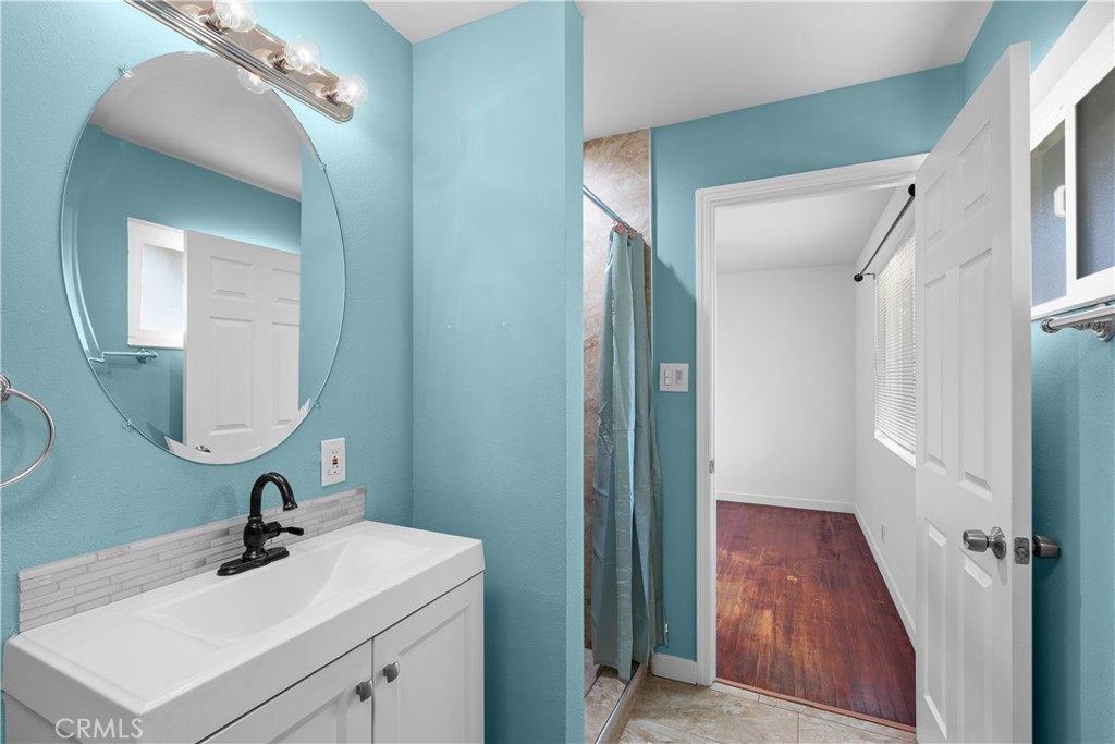 914 Valencia, Los Banos, CA 93635