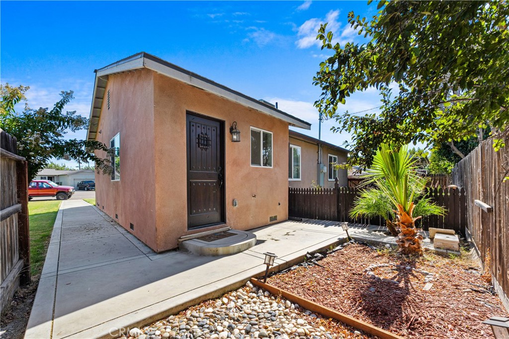 914 Valencia, Los Banos, CA 93635