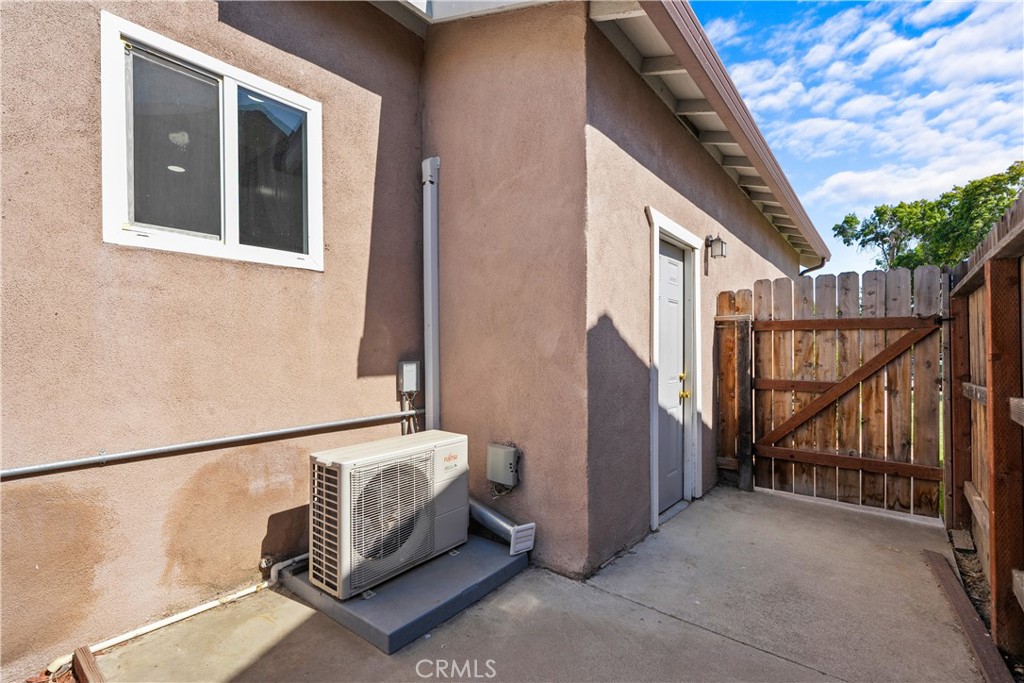 914 Valencia, Los Banos, CA 93635