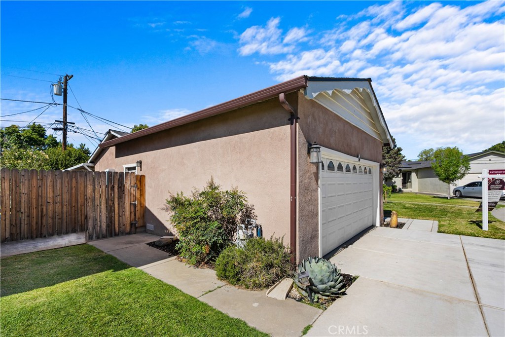 914 Valencia, Los Banos, CA 93635
