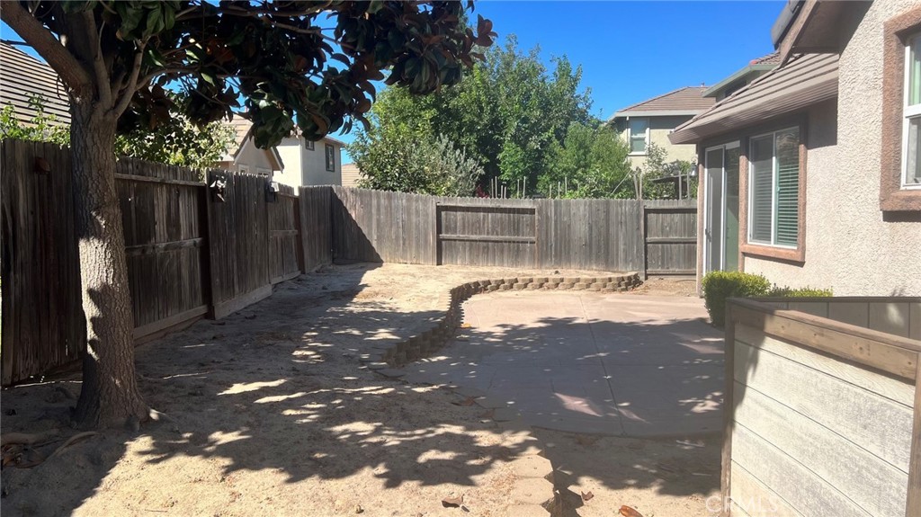 424 Barclay Way, Merced, CA 95348