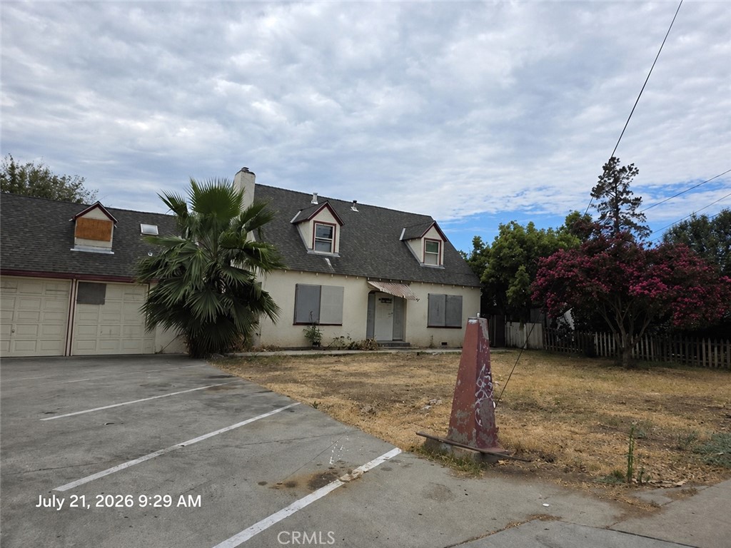5166 E Tulare St, Fresno, CA 93727