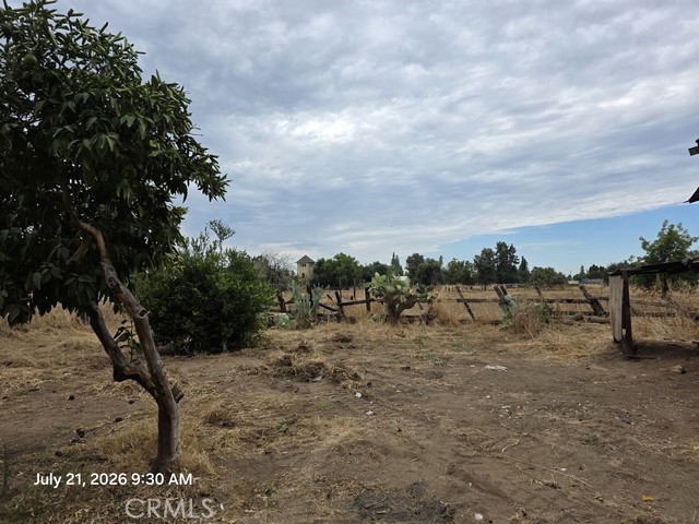 5166 E Tulare St, Fresno, CA 93727