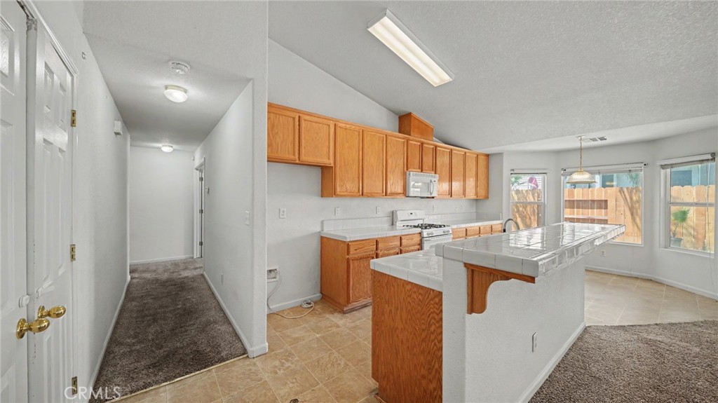 2204 W Sweet Water Ct, Merced, CA 95348