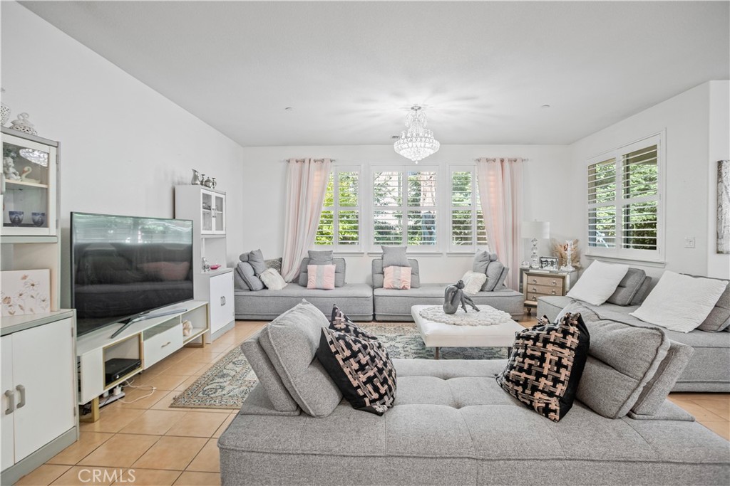 4861 Langley, Merced, CA 95348