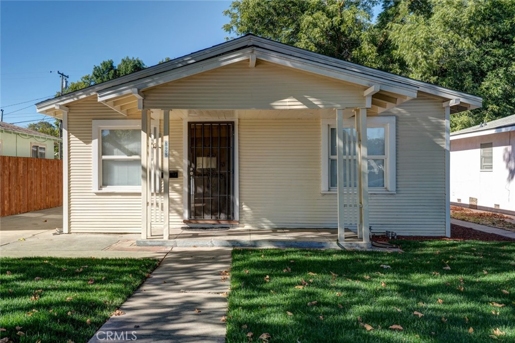 828 W 23rd St, Merced, CA 95340