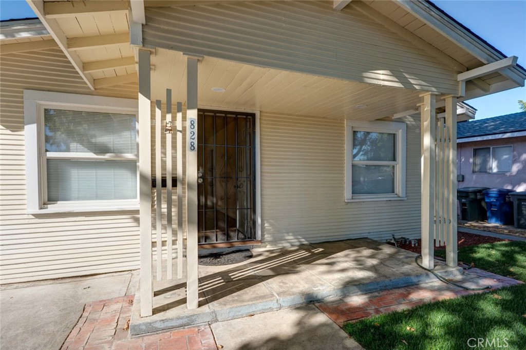 828 W 23rd St, Merced, CA 95340