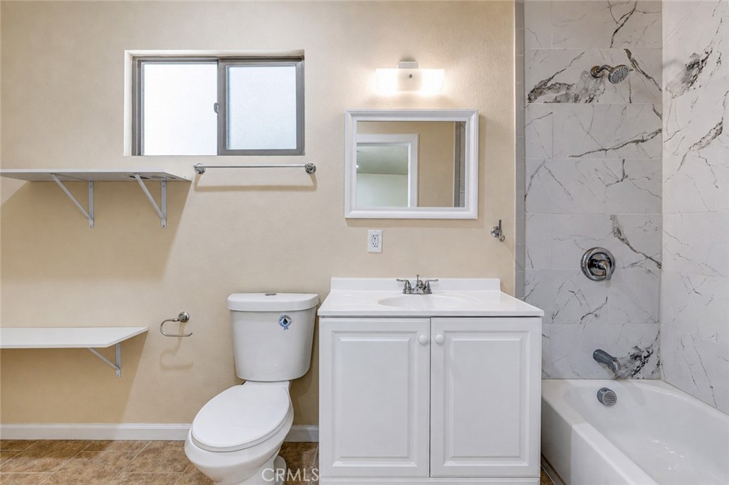 828 W 23rd St, Merced, CA 95340