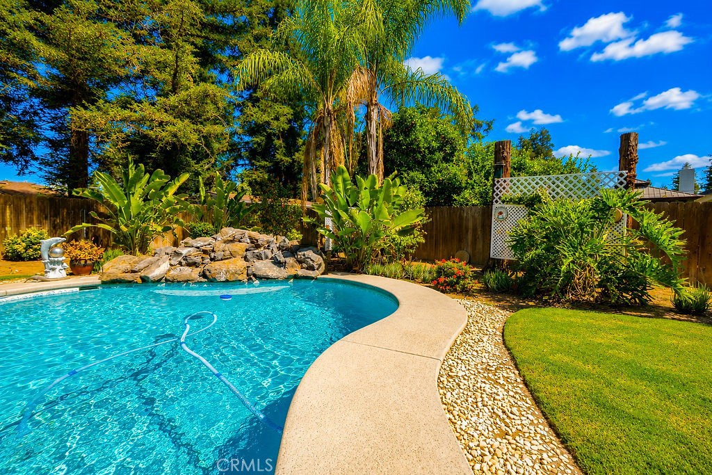 6308 N Lead, Fresno, CA 93711