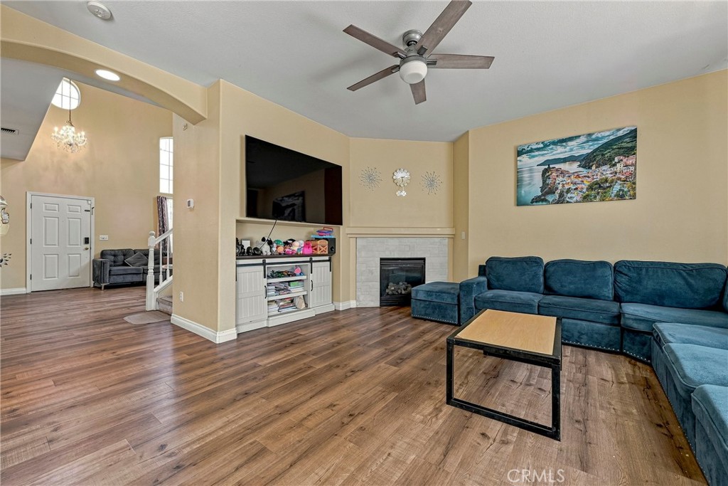 63 Maia Ct, Merced, CA 95341