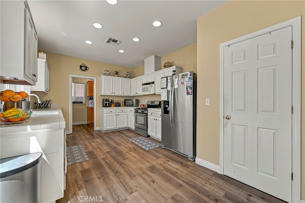 63 Maia Ct, Merced, CA 95341