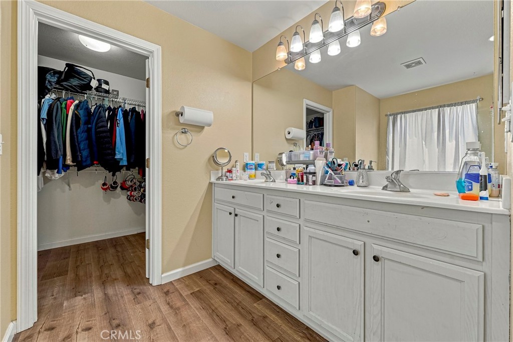 63 Maia Ct, Merced, CA 95341