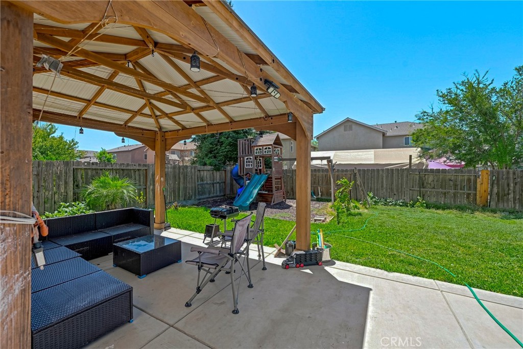 63 Maia Ct, Merced, CA 95341