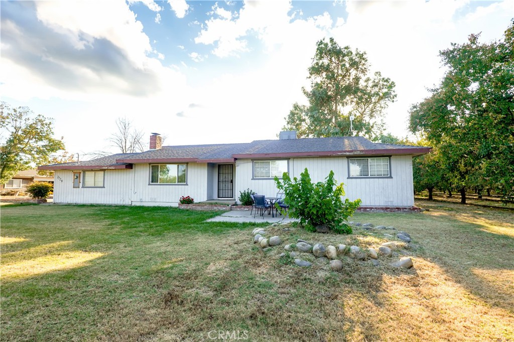 2729 Pioneer, Merced, CA 95341