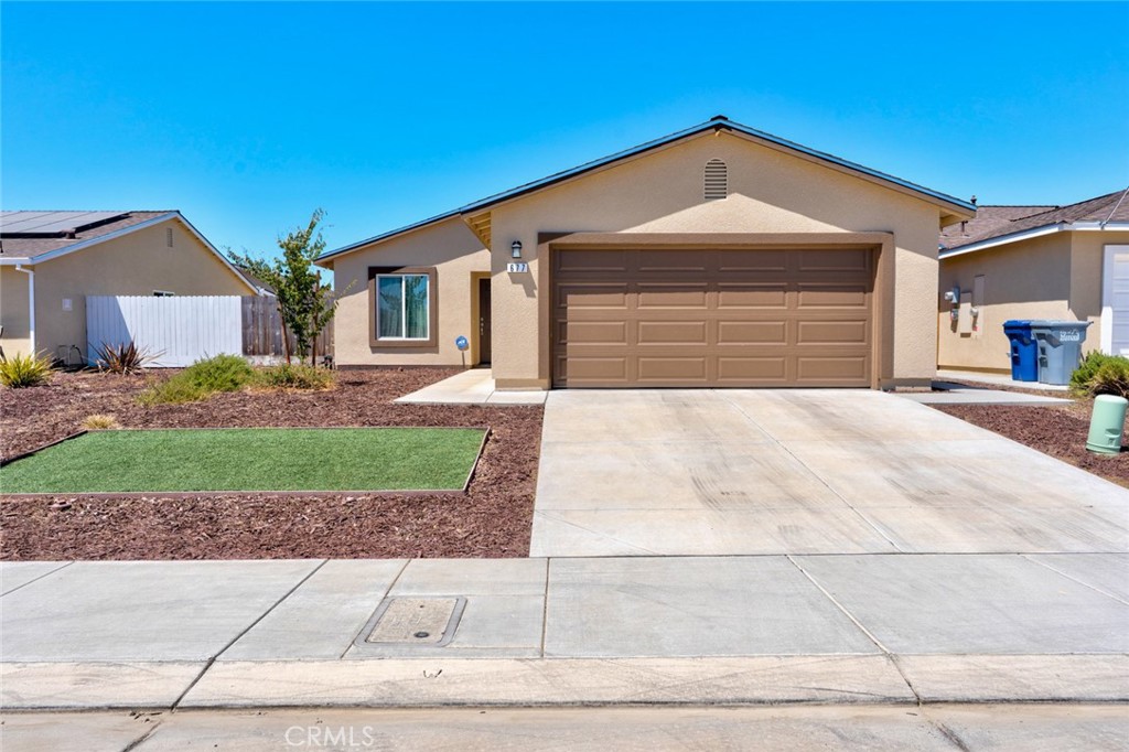 677 Mackenzie Ct, Merced, CA 95341