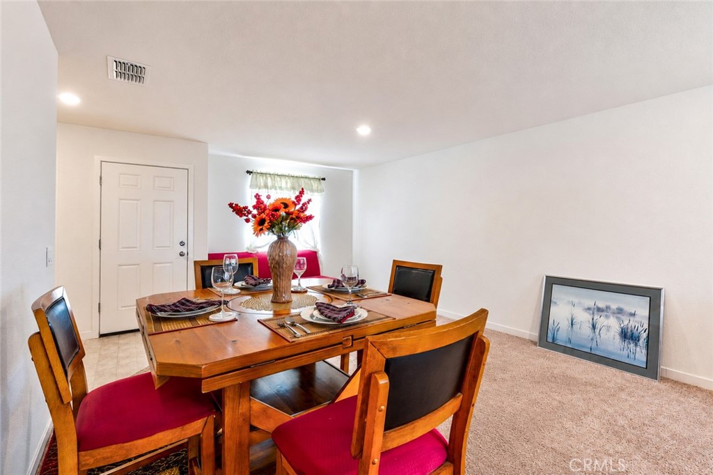 677 Mackenzie Ct, Merced, CA 95341