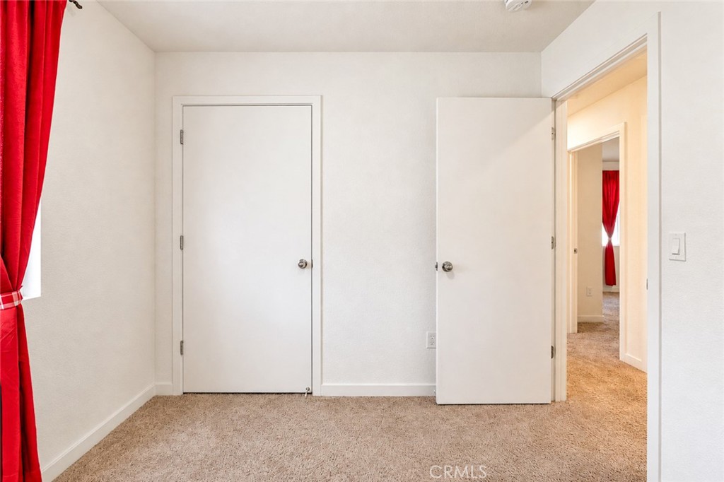 677 Mackenzie Ct, Merced, CA 95341