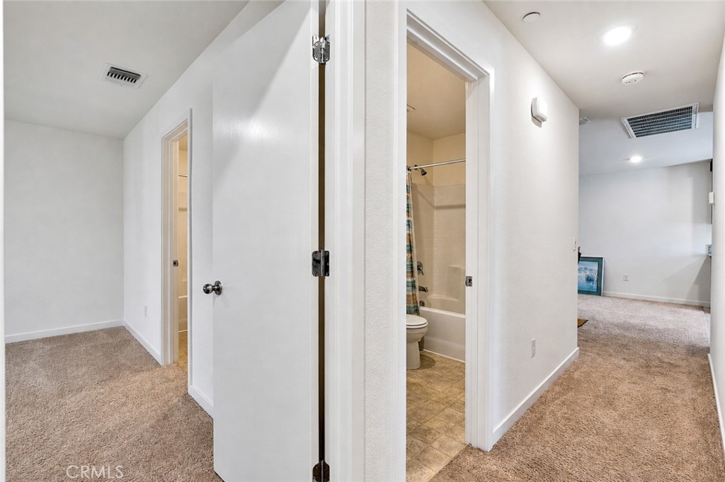 677 Mackenzie Ct, Merced, CA 95341