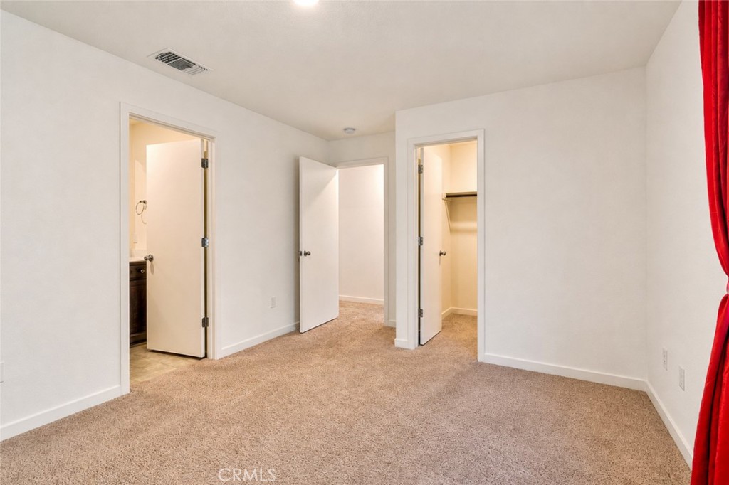 677 Mackenzie Ct, Merced, CA 95341