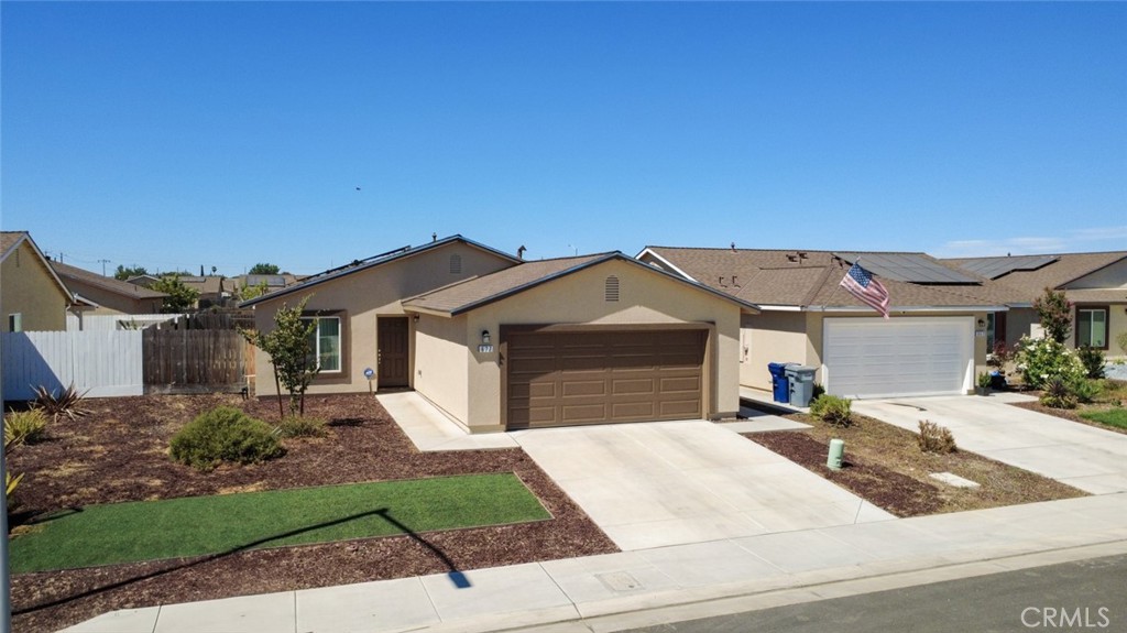 677 Mackenzie Ct, Merced, CA 95341