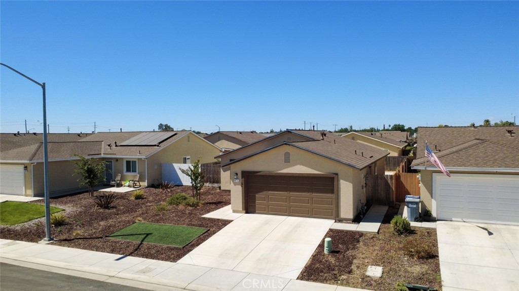 677 Mackenzie Ct, Merced, CA 95341