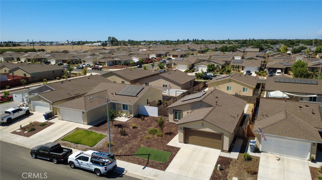 677 Mackenzie Ct, Merced, CA 95341