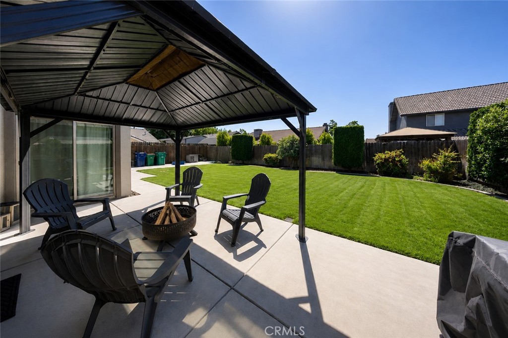 8675 Anning Ct, Hilmar, CA 95324