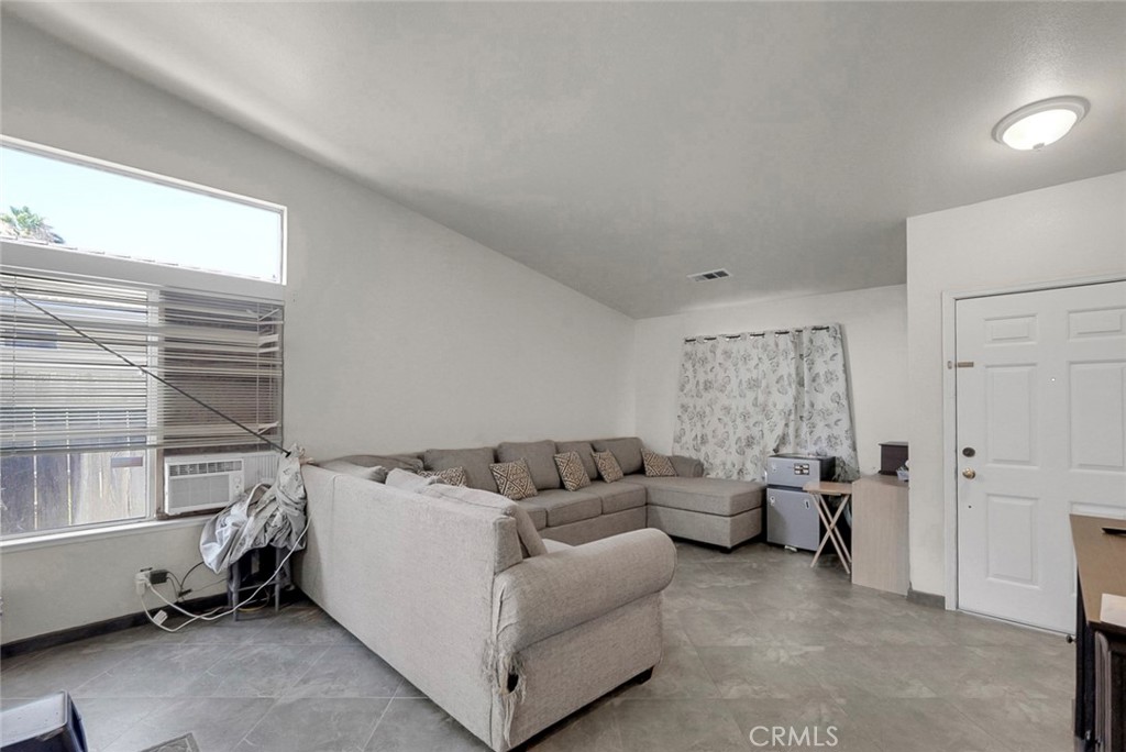 10141 Tracy, Delhi, CA 95315