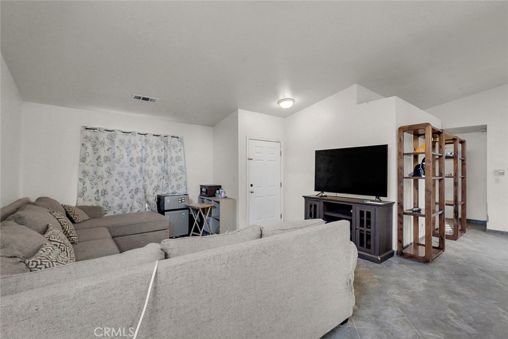 10141 Tracy, Delhi, CA 95315