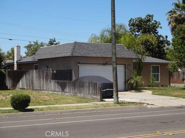 4497 N Chestnut, Fresno, CA 93726