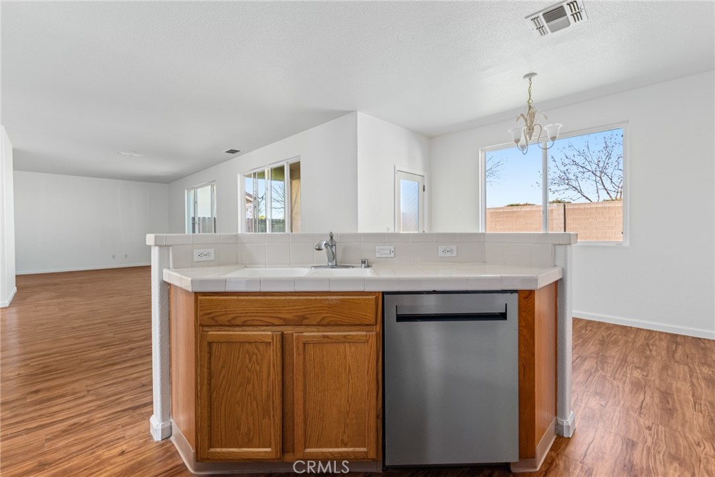 1463 Esplanade, Merced, CA 95348