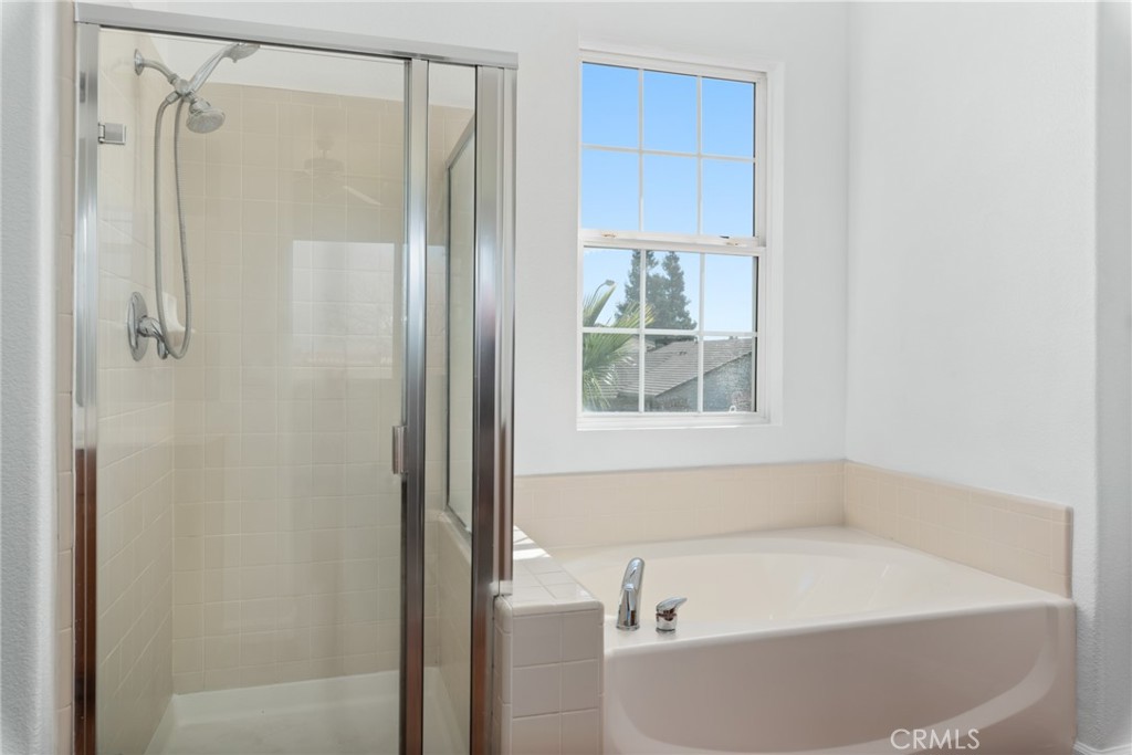 1463 Esplanade, Merced, CA 95348