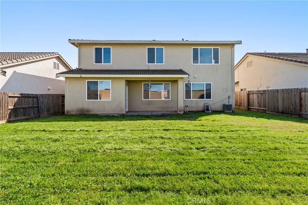1463 Esplanade, Merced, CA 95348