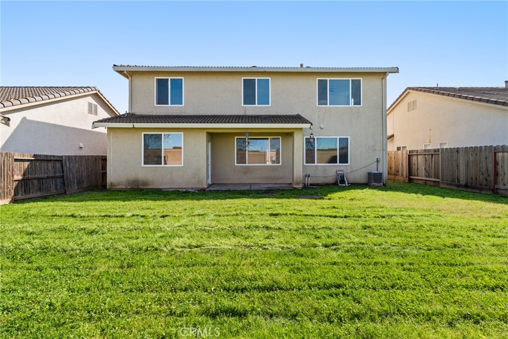 1463 Esplanade, Merced, CA 95348