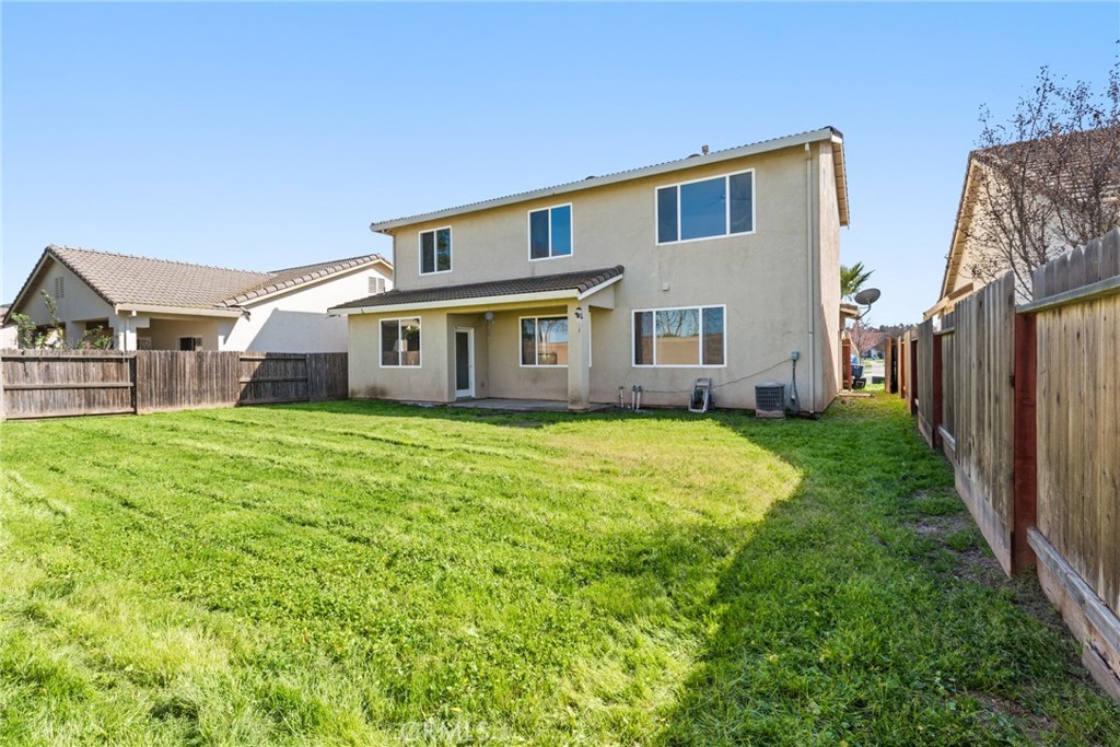 1463 Esplanade, Merced, CA 95348
