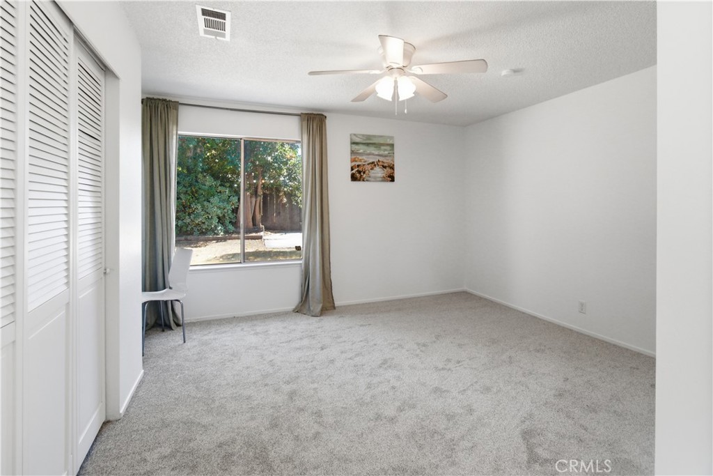 42 Sunset Ct, Merced, CA 95340