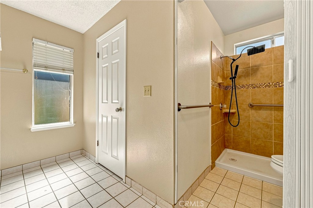 2720 Yosemite Ct, Atwater, CA 95301