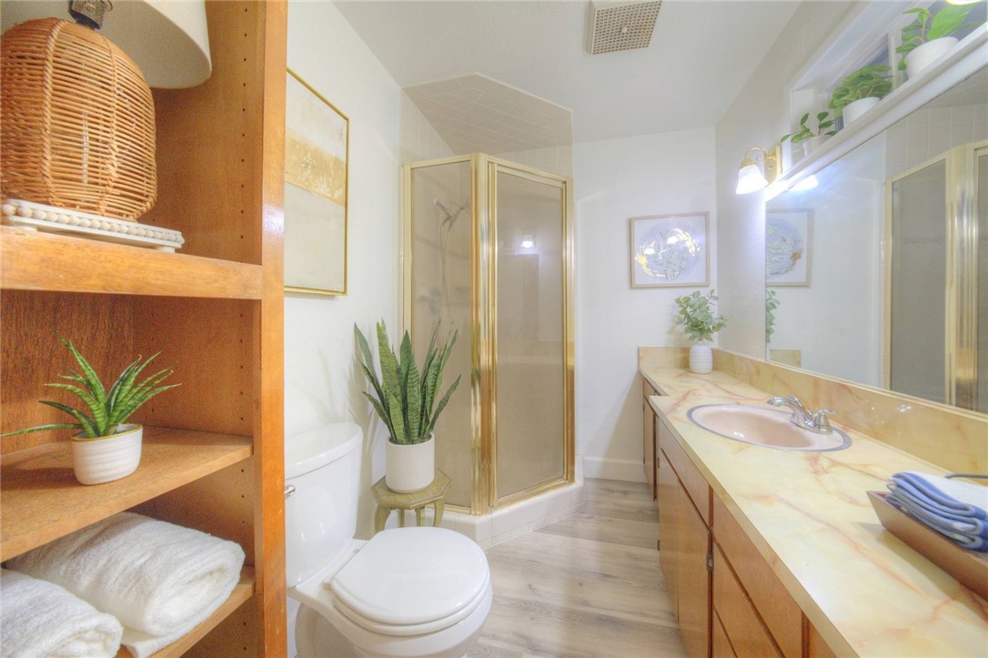 3849 E Dayton Ave, Fresno, CA 93726