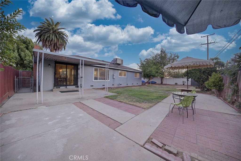 3849 E Dayton Ave, Fresno, CA 93726