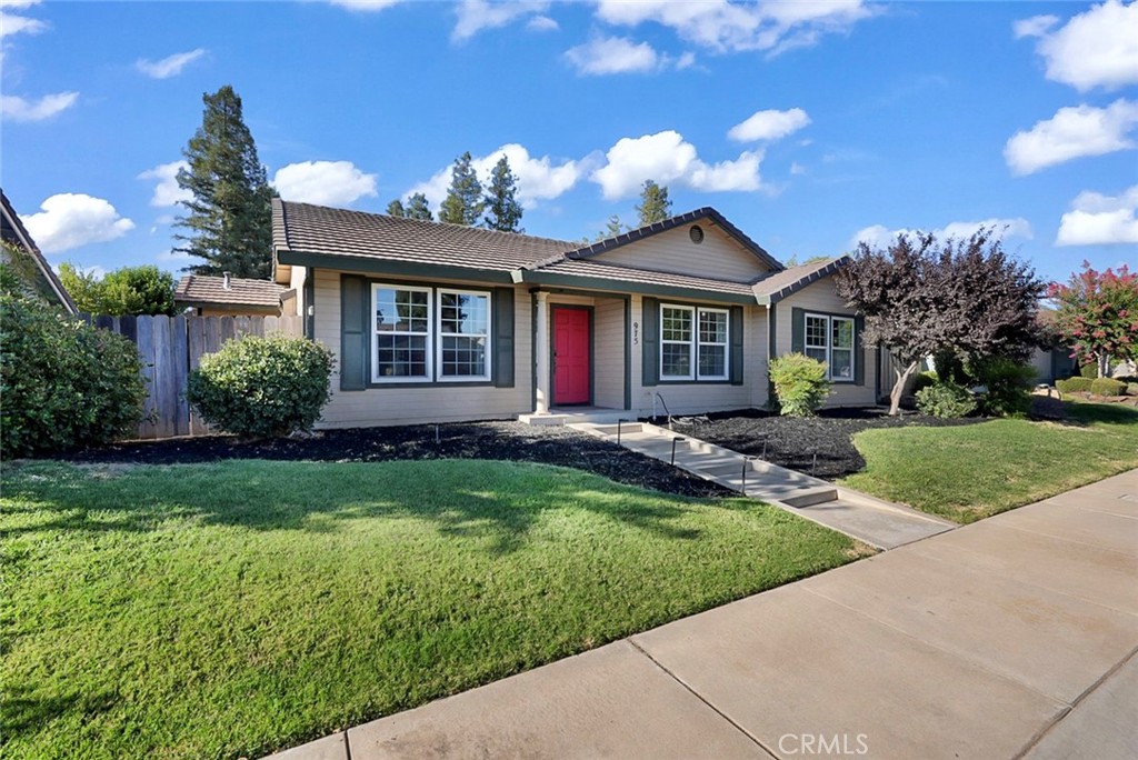 975 Doe Ct, Merced, CA 95340