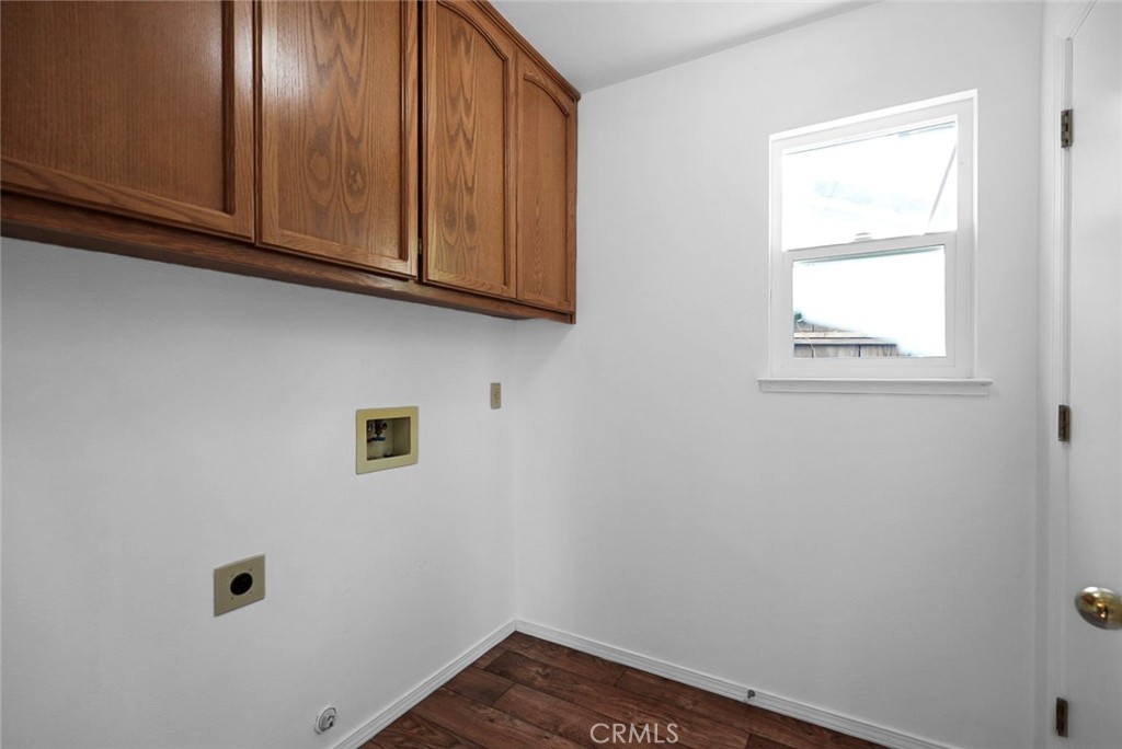 975 Doe Ct, Merced, CA 95340