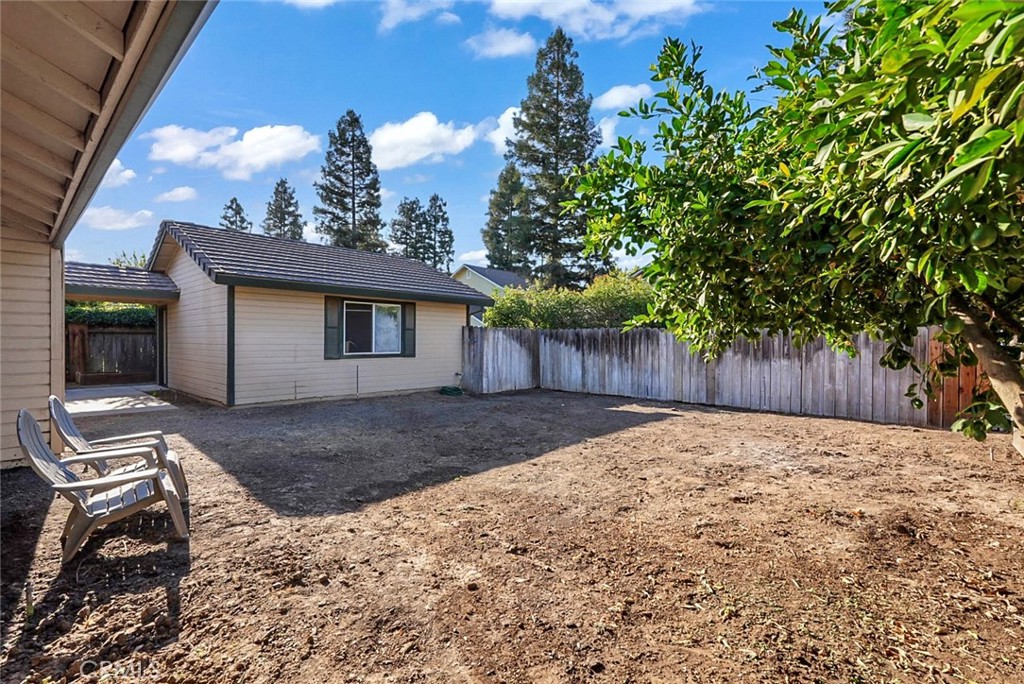 975 Doe Ct, Merced, CA 95340