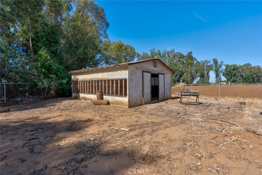 3289 Fresno, Le Grand, CA 95333