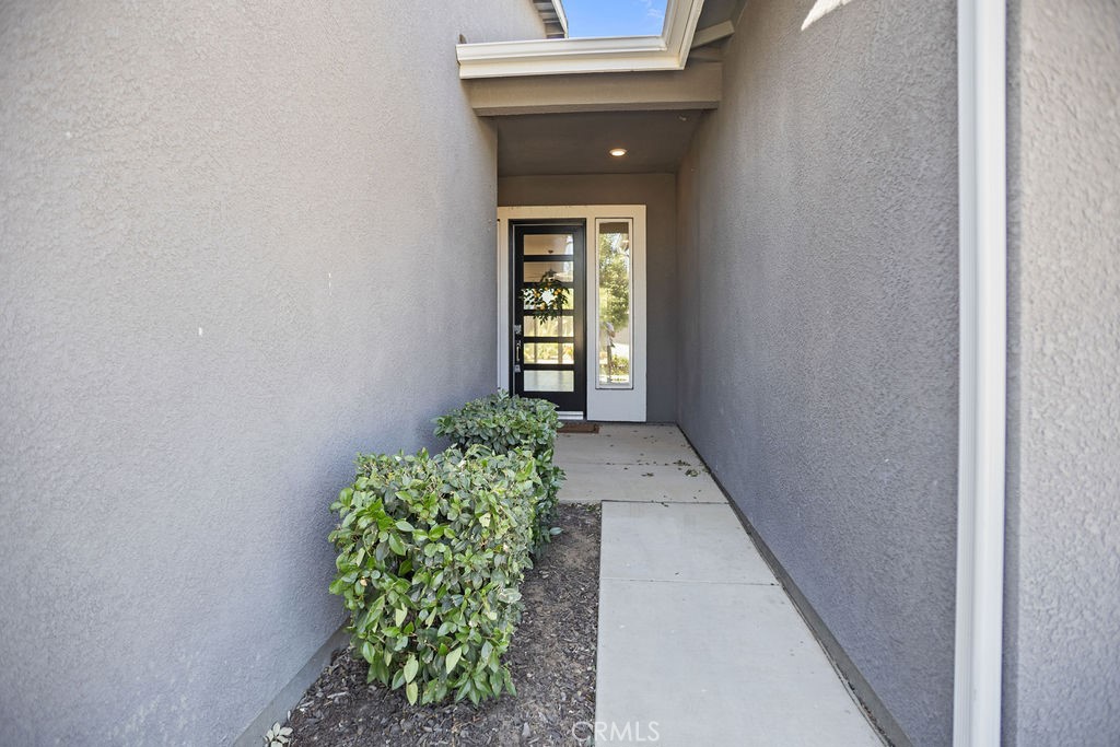 2446 Valverde, Merced, CA 95340